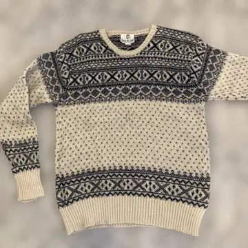 페어아일 패턴 니트 스웨터 긴팔 아이보리