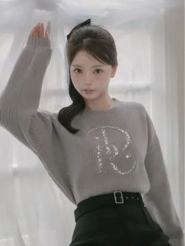 다리치 DR 비쥬 볼륨 리브 니트탑