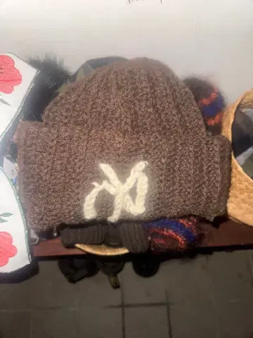 anri//KNIT BEANIE (브라운)