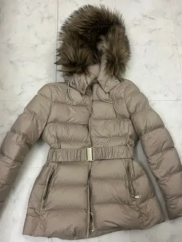 ZARA 다운 자켓 보아 안감 퍼 탈부착 가능 M