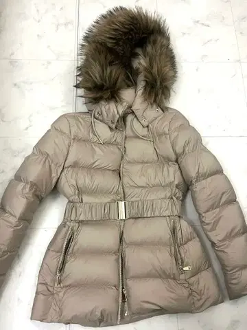 ZARA 다운 자켓 보아 안감 퍼 탈부착 가능 M