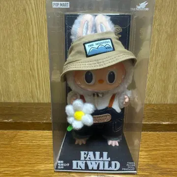 POPMART fall in wild 러브브 봉제 인형 키링 정품