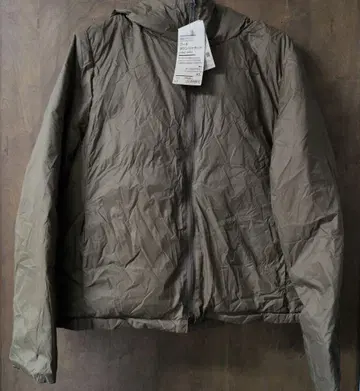 무인 후드 다운 자켓