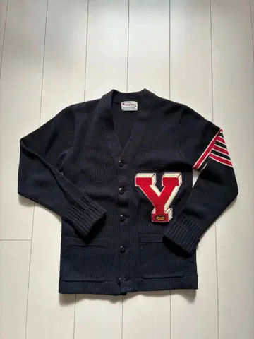 70s Stadium Product 레터드 아크릴 가디건 블랙