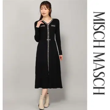 미슈마슈 배색 플리츠 니트 원피스