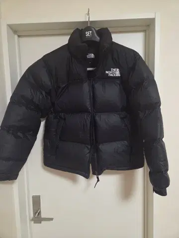 THE NORTH FACE 블랙 다운 자켓