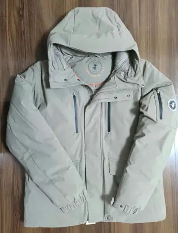 새상품 미사용 SAVE THE DUCK HIRAM 다운 자켓