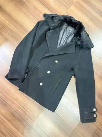 LAGUST 퍼 코트 P코트