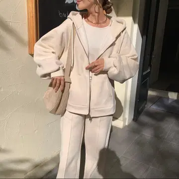 새상품 BLATE 속기모 볼륨 후드 지퍼 후드티