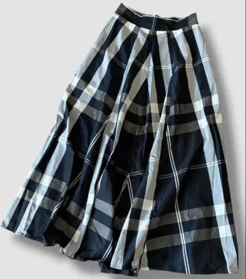 네이비 블록 체크 롱 스커트
