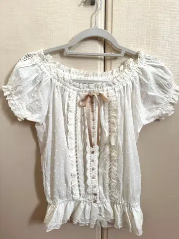 미사용 새상품 LIZLISA 코튼 상의