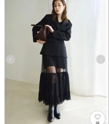 FRAY I.D 프레이 아이디 플리츠 헴 샤샤 스커트