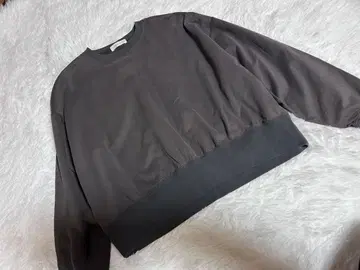 카구레 다크 그레이 긴팔 풀오버 코튼