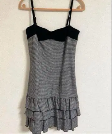 핑키걸즈 트위드 프릴 원피스