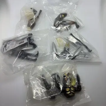 HG 울트라맨 발탄 성인 4체 세트