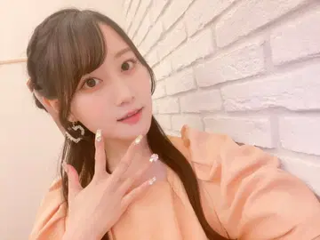 오구라 유이 착용 퍼프 슬리브 플레어 원피스 오렌지