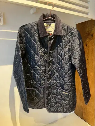 [컨디션 최상] LAVENHAM 네이비 퀼팅 자켓