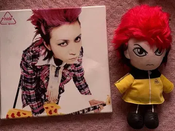 hide 사진 & 봉제 인형