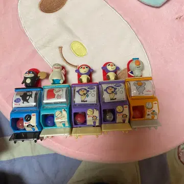 데코보코 프렌즈 가챠가챠 피규어 5개