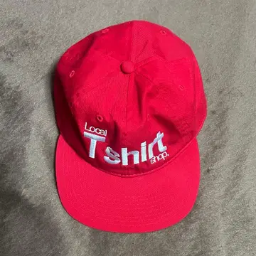 빨간색 캡 Local T shirt group ciatre