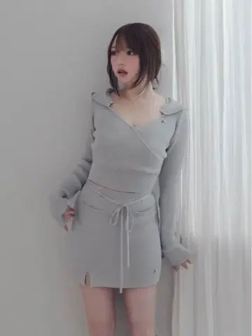 andmary 릴리 실크 니트 스커트 셋업