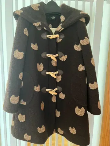 프랑슈리페 블랙 더플 코트