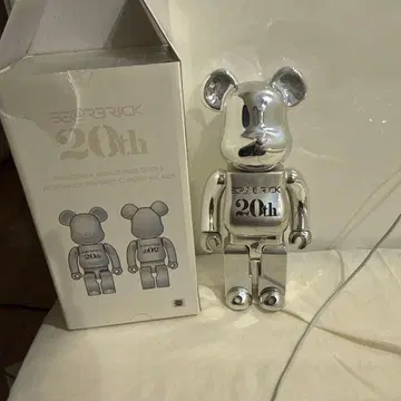 BE@RBRICK 20주년 크롬