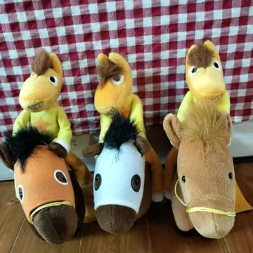 우마타세! 우마타세 군 말 타기 봉제 인형 오이 경마장