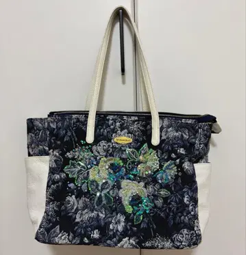 싱크비 블루 로즈 비앙코 토트백