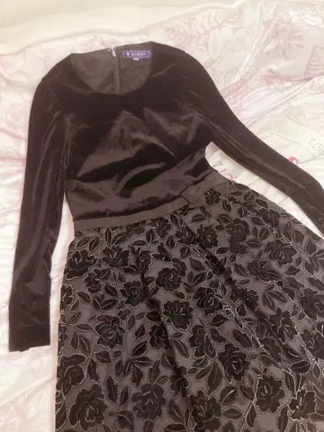 엠즈 그레이시 벨로아 블랙 원피스 38