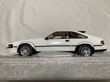 LS 1/18 도요타 세리카 XX 수프라 Mk2 화이트 SUPRA