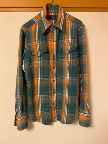 T.M.T. 체크 무늬 플란넬 셔츠