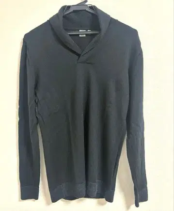 Calvin Klein 스웨터