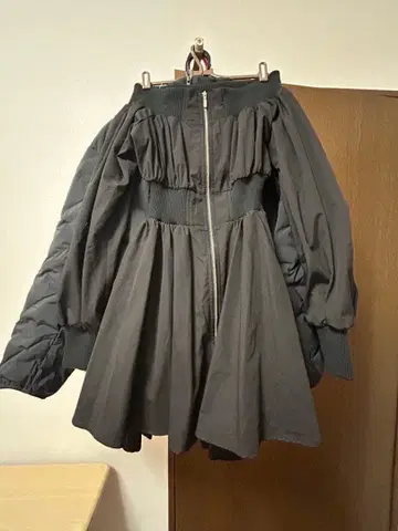 rienda MA-1 오프숄더 롱 슬리브 미니 원피스