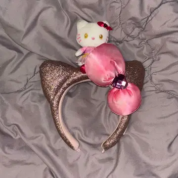 키티 봉제 인형이 달린 머리띠