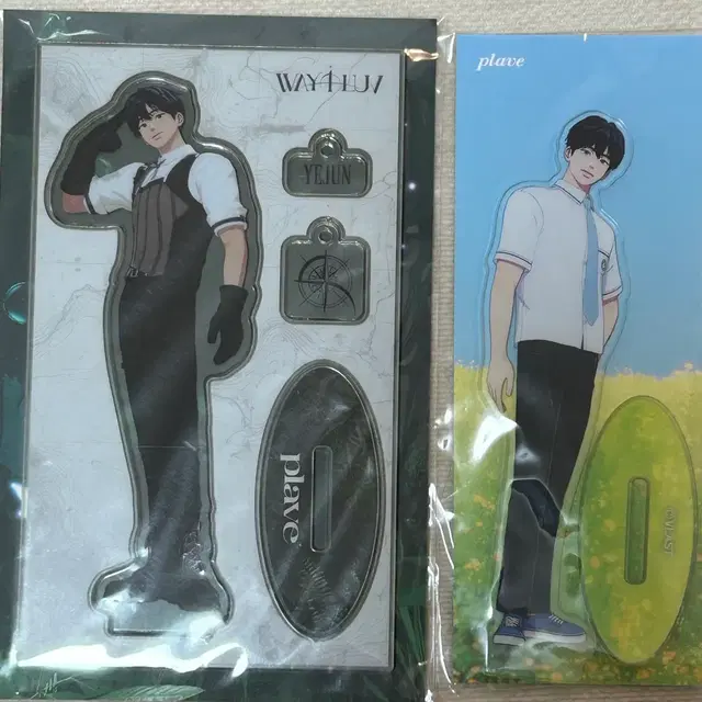 플레이브 예준 육여름 육여 웨포럽 아크릴스탠드