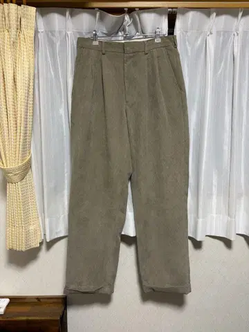 [ GEORGE 굵은 폭 코듀로이 턱 들어간 팬츠 30x30 카키 ]