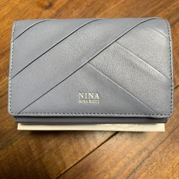 NINA RICCI 라이트 그레이 접이식 지갑