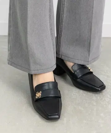 [ 새상품급 ] RANDA 모노그램 파츠 베이직 로퍼