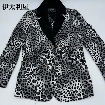 [레어템] 이타리야 테일러드 자켓 제브라 올 패턴