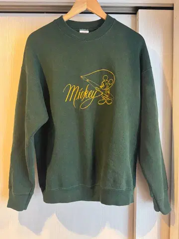 90s Disney 미키마우스 낚시 자수 맨투맨 다크 그린 L
