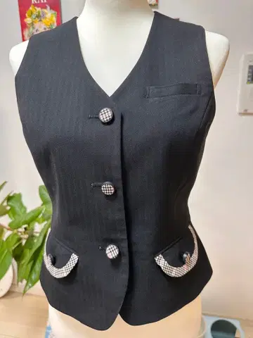 블랙 스트라이프 베스트 9호