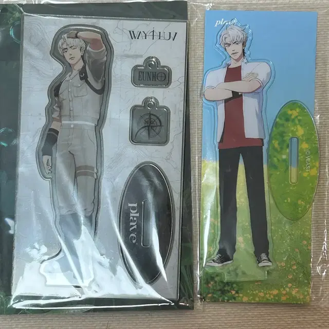 플레이브 은호 육여름 육여 웨포럽 아크릴스탠드