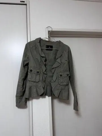 그레이스 콘티넨탈 프릴 장식 자켓 여성용 자켓 36 [ 새상품급 ]