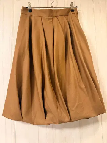 FOXEY 벌룬 스커트 40