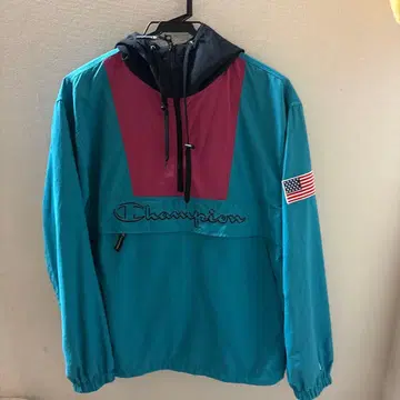 Champion 나일론 자켓 후드 부착