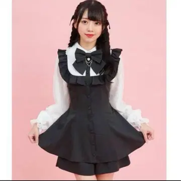 Secret Honey 레이스 소매 프릴 요크 셋업 블랙