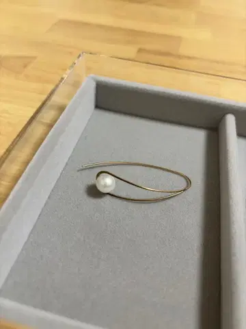 아가트 K10 골드 펄 후프 귀걸이