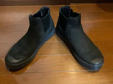 KEEN 블랙 사이드 고어 부츠