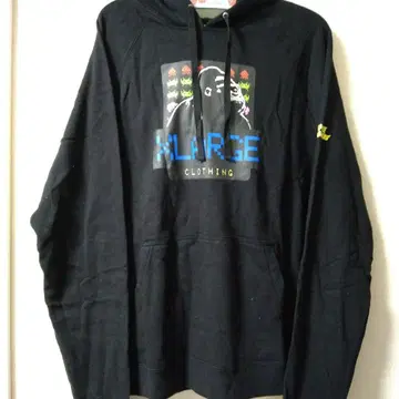 X-LARGE x 스페이스 인베이더 콜라보 후드티 M 사이즈